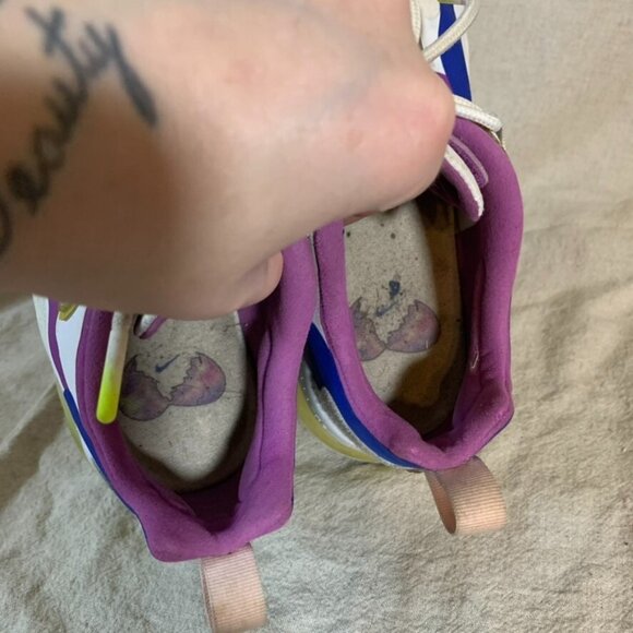 Nike Air Max 270 React Mens 7.5 Sneakers White Berry Royal Running Sports - Picture 10 of 10